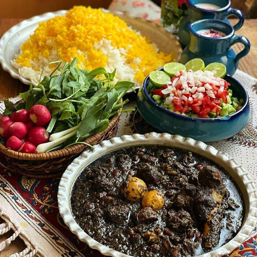قرمه سبزی